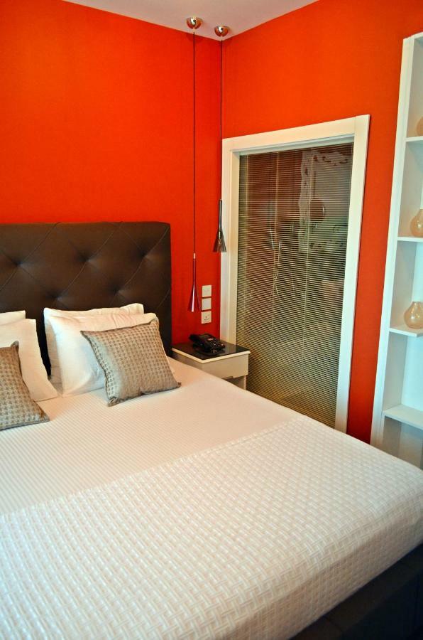 Ferush Otel *